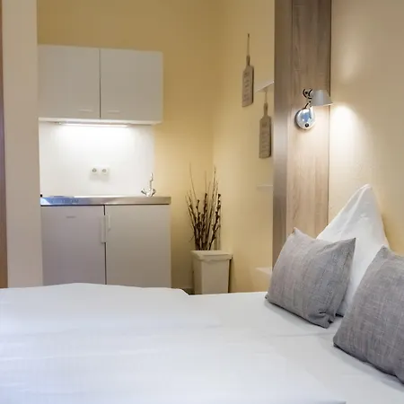 Dingdong - Apart Otel 3*